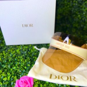 ***SOLD***Gently loved Dior visor cream/tan brown visor